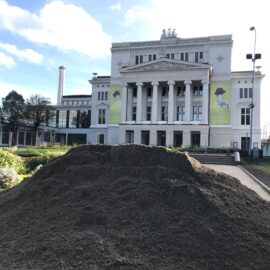 Operas skvēra atjaunošana Rīgā